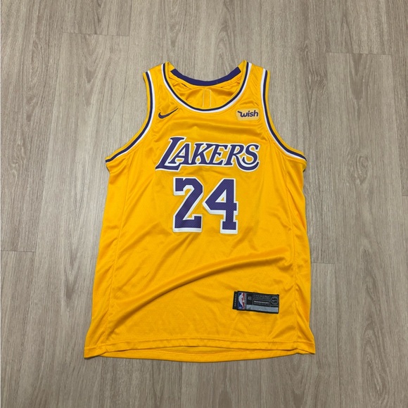 Nike Other - Nike LA lakers Kobe Bryant #24 Jersey